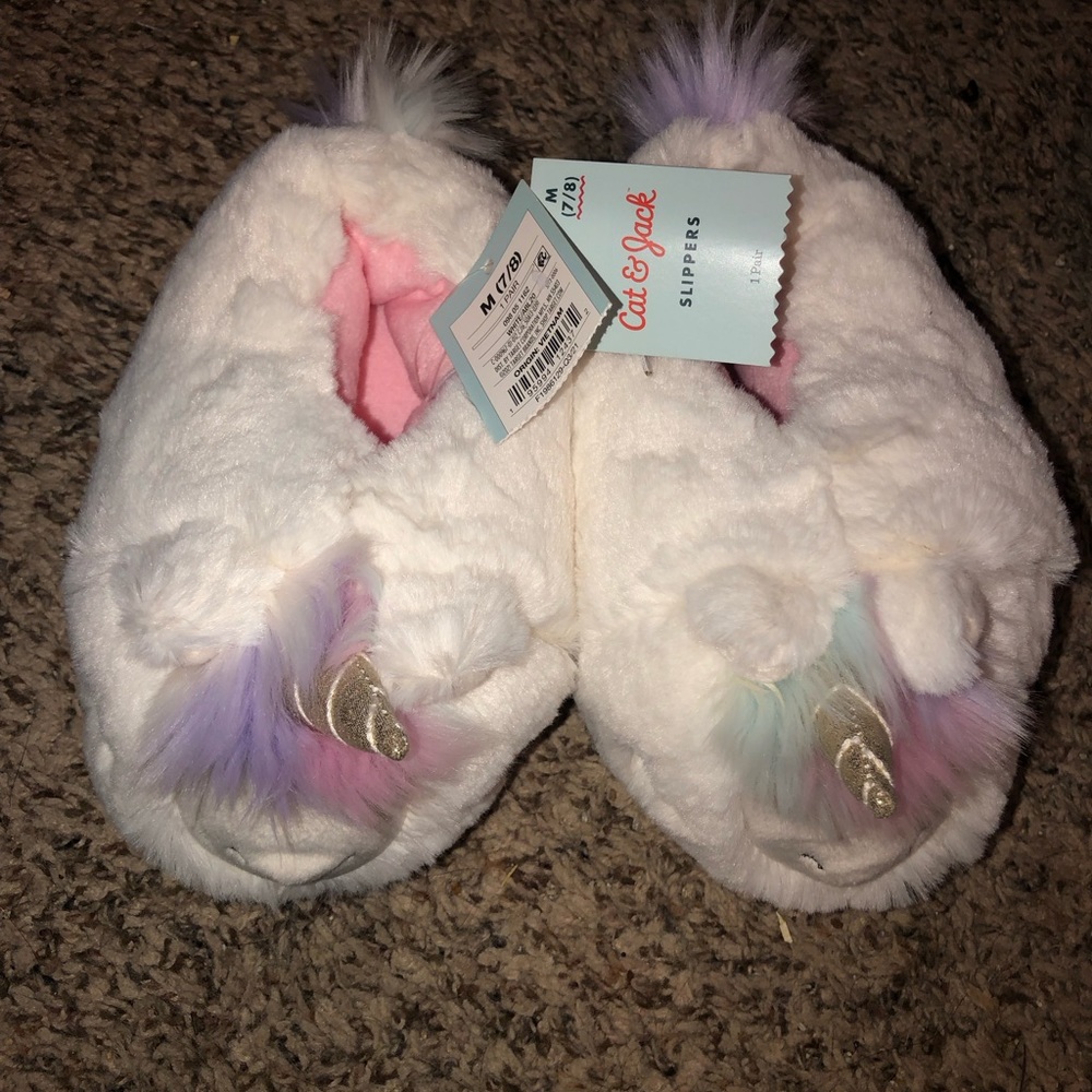 Cat & Jack unicorn girls slippers size 7/8
